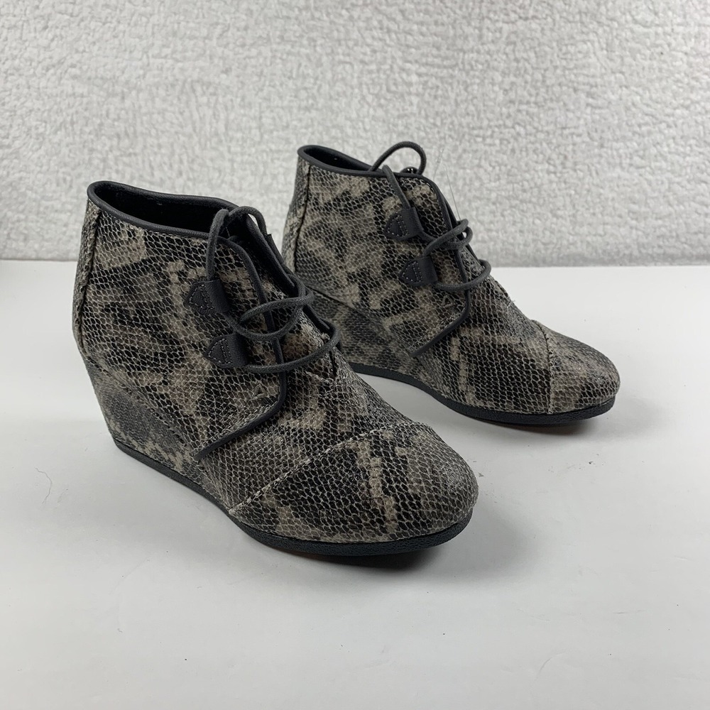 Toms Boots Womens 5.5 Kala Snake Print Ankle Booties Wedge Lace Up NWOB 7315